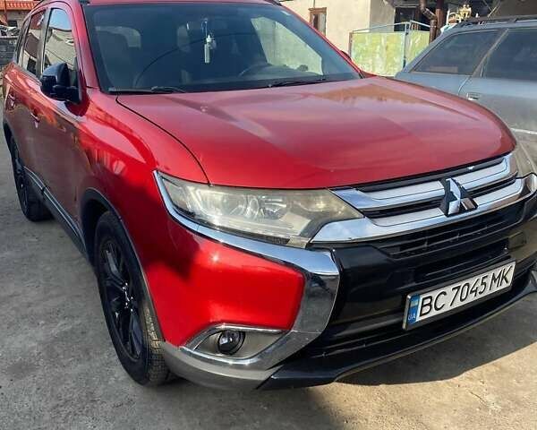 Красный Мицубиси Аутлендер, объемом двигателя 2.36 л и пробегом 60 тыс. км за 15500 $, фото 5 на Automoto.ua
