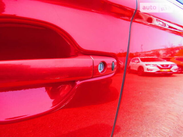 Червоний Міцубісі Аутлендер, об'ємом двигуна 2.36 л та пробігом 140 тис. км за 17499 $, фото 5 на Automoto.ua