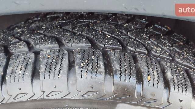 Красный Мицубиси Аутлендер, объемом двигателя 2.36 л и пробегом 80 тыс. км за 16500 $, фото 11 на Automoto.ua