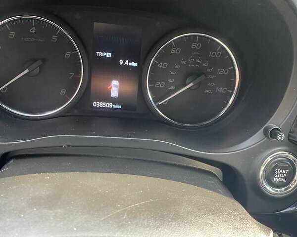 Красный Мицубиси Аутлендер, объемом двигателя 2.36 л и пробегом 60 тыс. км за 15500 $, фото 28 на Automoto.ua