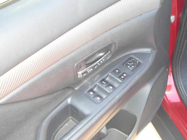 Красный Мицубиси Аутлендер, объемом двигателя 2.4 л и пробегом 117 тыс. км за 10500 $, фото 7 на Automoto.ua