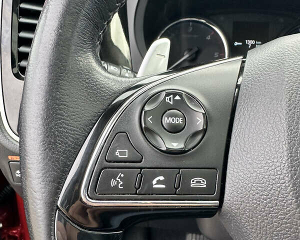 Красный Мицубиси Аутлендер, объемом двигателя 2.2 л и пробегом 118 тыс. км за 20999 $, фото 40 на Automoto.ua