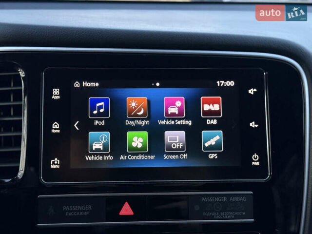 Красный Мицубиси Аутлендер, объемом двигателя 2 л и пробегом 85 тыс. км за 18900 $, фото 91 на Automoto.ua