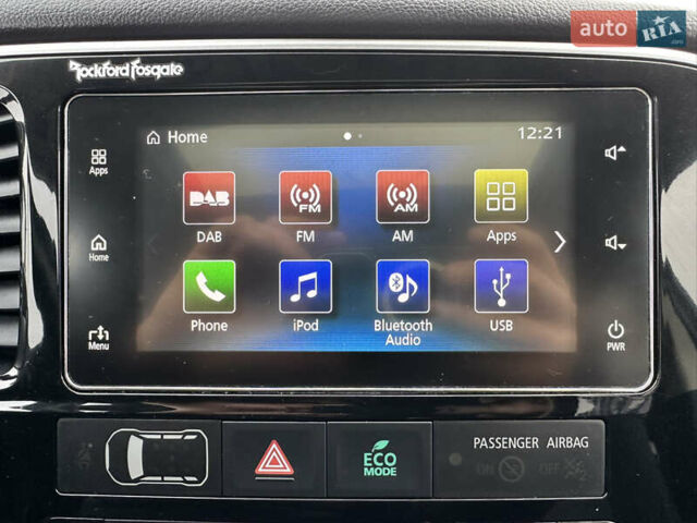 Красный Мицубиси Аутлендер, объемом двигателя 2.2 л и пробегом 118 тыс. км за 20999 $, фото 50 на Automoto.ua