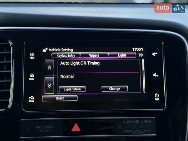 Красный Мицубиси Аутлендер, объемом двигателя 2 л и пробегом 85 тыс. км за 18900 $, фото 101 на Automoto.ua