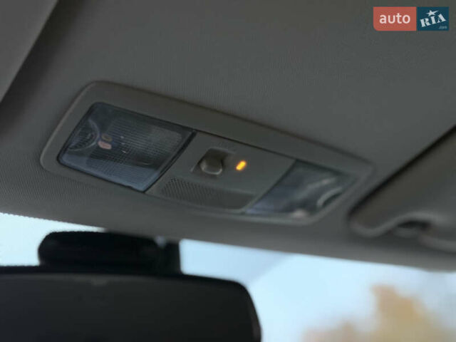 Красный Мицубиси Аутлендер, объемом двигателя 2 л и пробегом 85 тыс. км за 18900 $, фото 45 на Automoto.ua