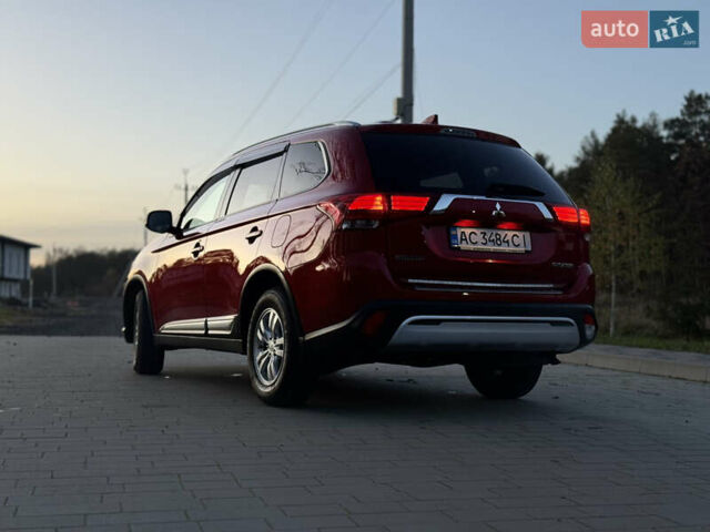 Красный Мицубиси Аутлендер, объемом двигателя 2 л и пробегом 85 тыс. км за 18900 $, фото 68 на Automoto.ua