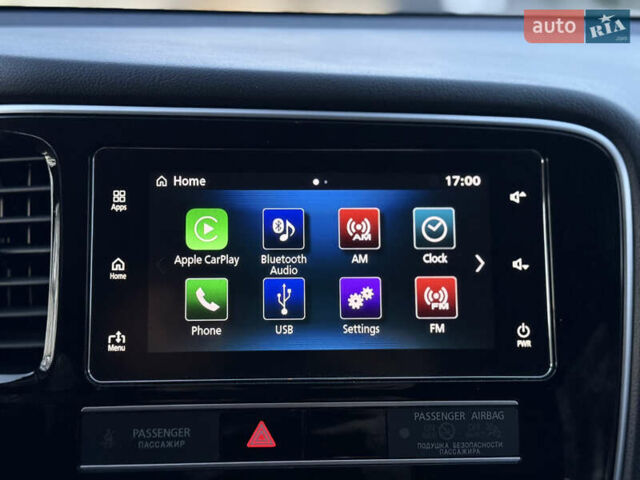 Красный Мицубиси Аутлендер, объемом двигателя 2 л и пробегом 85 тыс. км за 18900 $, фото 90 на Automoto.ua