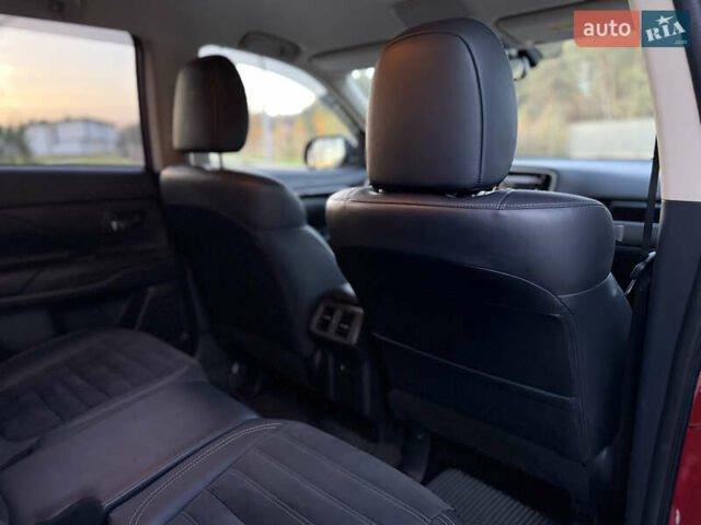 Красный Мицубиси Аутлендер, объемом двигателя 2 л и пробегом 85 тыс. км за 18900 $, фото 51 на Automoto.ua