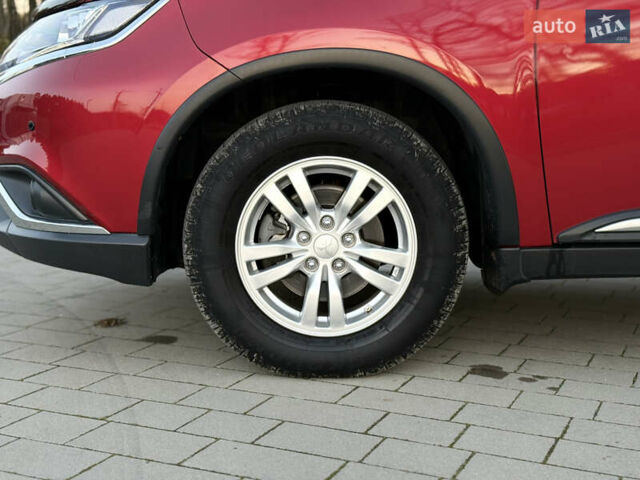 Красный Мицубиси Аутлендер, объемом двигателя 2 л и пробегом 85 тыс. км за 18900 $, фото 15 на Automoto.ua