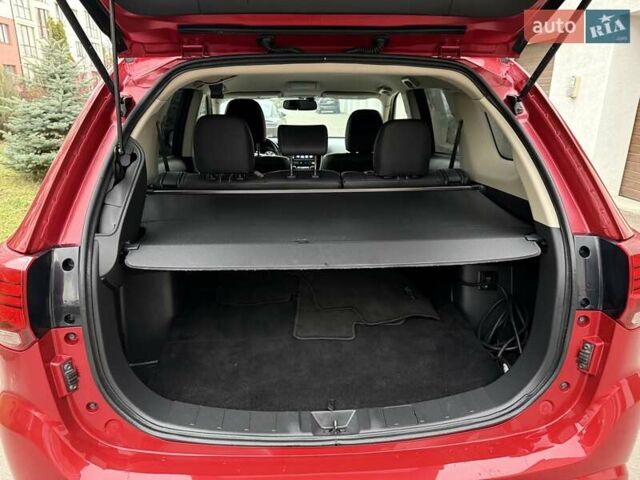 Красный Мицубиси Аутлендер, объемом двигателя 2 л и пробегом 176 тыс. км за 18900 $, фото 9 на Automoto.ua