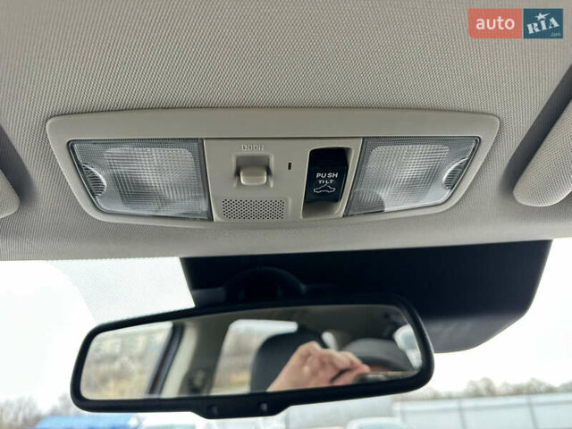 Красный Мицубиси Аутлендер, объемом двигателя 2.2 л и пробегом 118 тыс. км за 20999 $, фото 52 на Automoto.ua