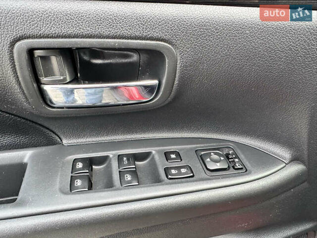 Красный Мицубиси Аутлендер, объемом двигателя 2.2 л и пробегом 118 тыс. км за 20999 $, фото 34 на Automoto.ua