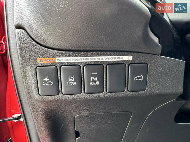 Красный Мицубиси Аутлендер, объемом двигателя 2.2 л и пробегом 118 тыс. км за 20999 $, фото 35 на Automoto.ua