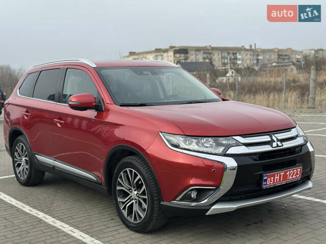 Красный Мицубиси Аутлендер, объемом двигателя 2.2 л и пробегом 118 тыс. км за 20999 $, фото 2 на Automoto.ua