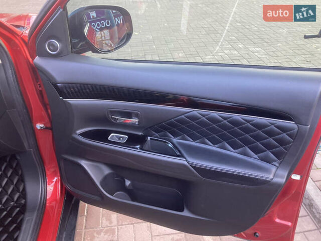 Міцубісі Аутлендер 2018 у Дніпро (Дніпропетровську) на Automoto.ua Червоний Міцубісі Аутлендер, об'ємом двигуна 2.36 л та пробігом 68 тис. км за 18500 $, фото 18 на Automoto.ua