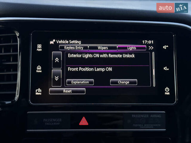 Красный Мицубиси Аутлендер, объемом двигателя 2 л и пробегом 85 тыс. км за 18900 $, фото 103 на Automoto.ua