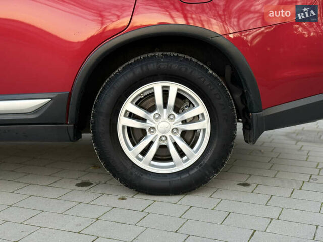 Красный Мицубиси Аутлендер, объемом двигателя 2 л и пробегом 85 тыс. км за 18900 $, фото 16 на Automoto.ua