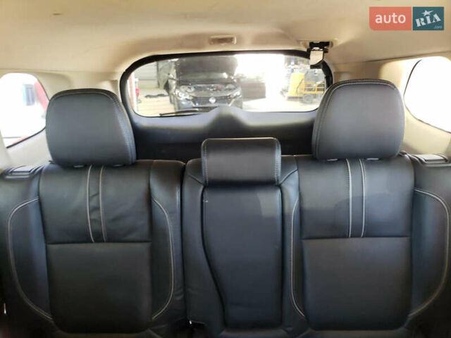 Красный Мицубиси Аутлендер, объемом двигателя 2 л и пробегом 226 тыс. км за 12500 $, фото 10 на Automoto.ua