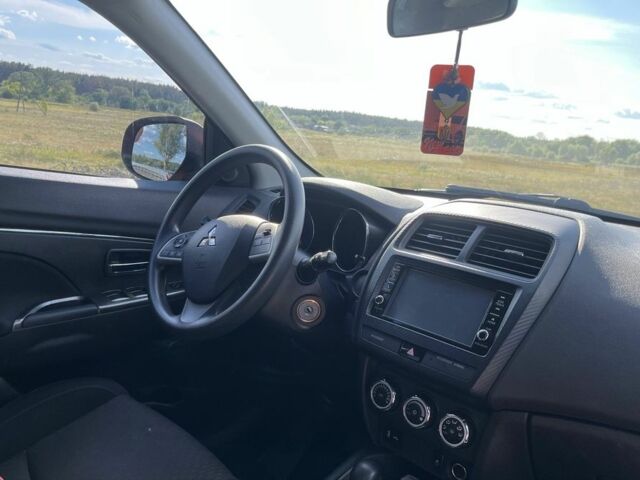 Красный Мицубиси Аутлендер, объемом двигателя 2 л и пробегом 130 тыс. км за 14300 $, фото 7 на Automoto.ua