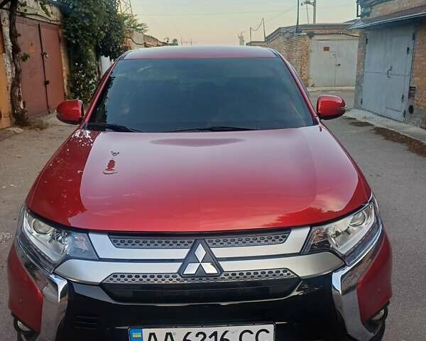 Мицубиси Аутлендер 2019 в Киеве на Automoto.ua Красный Мицубиси Аутлендер, объемом двигателя 2 л и пробегом 40 тыс. км за 18700 $, фото 14 на Automoto.ua