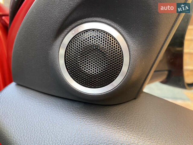 Красный Мицубиси Аутлендер, объемом двигателя 3 л и пробегом 106 тыс. км за 20700 $, фото 32 на Automoto.ua