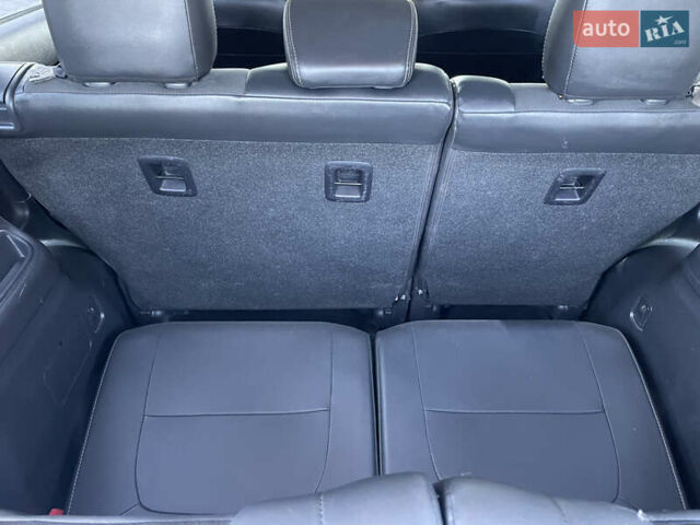 Красный Мицубиси Аутлендер, объемом двигателя 2.36 л и пробегом 100 тыс. км за 16500 $, фото 28 на Automoto.ua