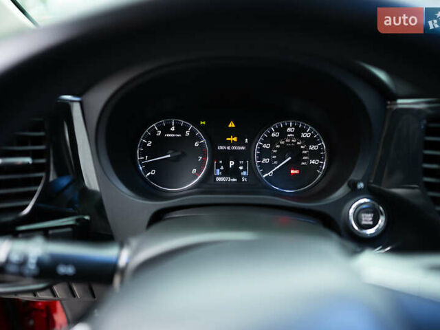 Красный Мицубиси Аутлендер, объемом двигателя 2.36 л и пробегом 145 тыс. км за 17000 $, фото 11 на Automoto.ua