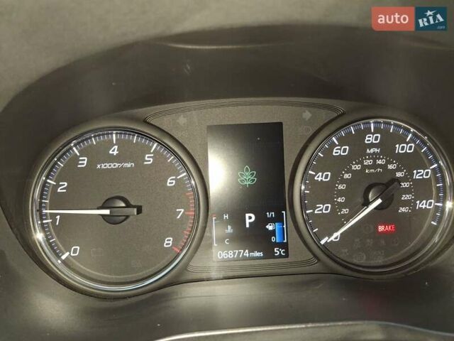 Красный Мицубиси Аутлендер, объемом двигателя 2.36 л и пробегом 110 тыс. км за 19000 $, фото 34 на Automoto.ua