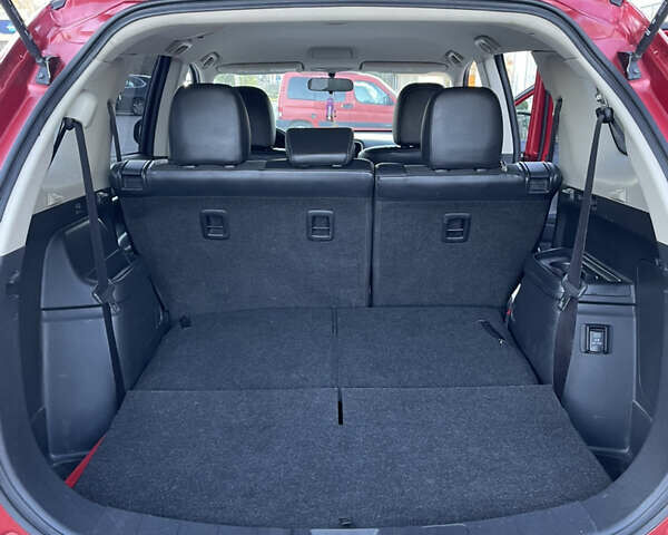 Красный Мицубиси Аутлендер, объемом двигателя 2.36 л и пробегом 100 тыс. км за 16500 $, фото 17 на Automoto.ua