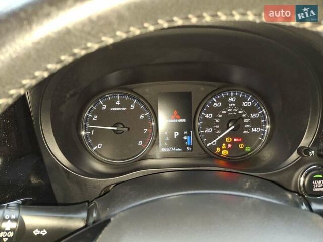 Красный Мицубиси Аутлендер, объемом двигателя 2.36 л и пробегом 110 тыс. км за 19000 $, фото 33 на Automoto.ua