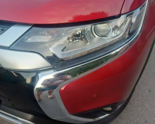 Мицубиси Аутлендер 2019 в Киеве на Automoto.ua Красный Мицубиси Аутлендер, объемом двигателя 2 л и пробегом 40 тыс. км за 18700 $, фото 19 на Automoto.ua