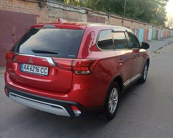 Червоний Міцубісі Аутлендер, об'ємом двигуна 2 л та пробігом 37 тис. км за 19500 $, фото 17 на Automoto.ua