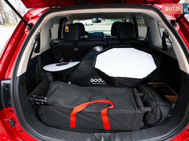 Красный Мицубиси Аутлендер, объемом двигателя 2.36 л и пробегом 145 тыс. км за 17000 $, фото 10 на Automoto.ua