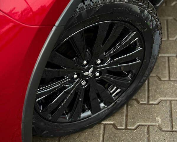 Червоний Міцубісі Аутлендер, об'ємом двигуна 3 л та пробігом 69 тис. км за 19000 $, фото 2 на Automoto.ua