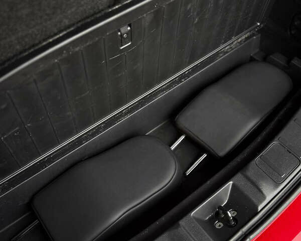 Червоний Міцубісі Аутлендер, об'ємом двигуна 3 л та пробігом 69 тис. км за 19000 $, фото 14 на Automoto.ua