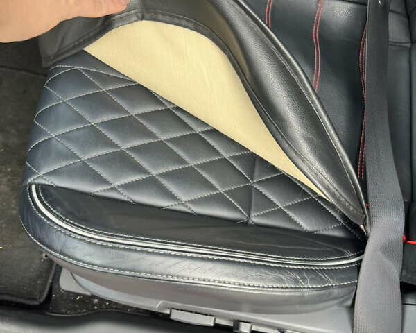 Красный Мицубиси Аутлендер, объемом двигателя 2.36 л и пробегом 94 тыс. км за 26000 $, фото 1 на Automoto.ua