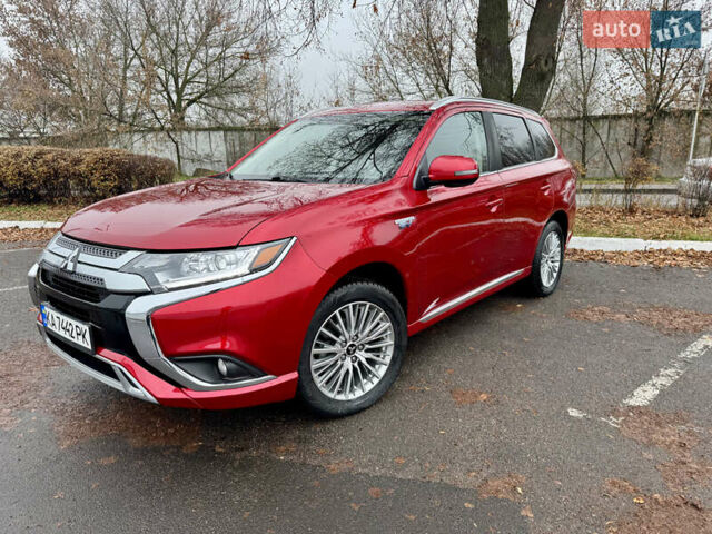 Красный Мицубиси Аутлендер, объемом двигателя 2.36 л и пробегом 65 тыс. км за 23800 $, фото 27 на Automoto.ua