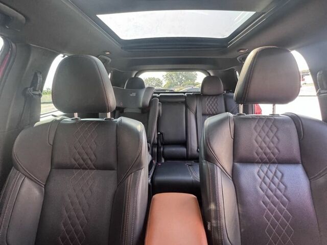 Красный Мицубиси Аутлендер, объемом двигателя 2.5 л и пробегом 55 тыс. км за 31100 $, фото 6 на Automoto.ua