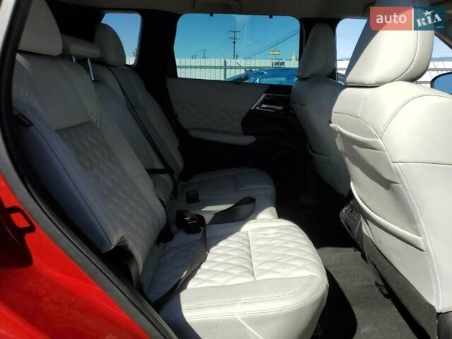 Червоний Міцубісі Аутлендер, об'ємом двигуна 2.49 л та пробігом 38 тис. км за 7100 $, фото 10 на Automoto.ua