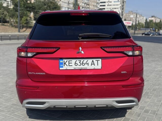 Красный Мицубиси Аутлендер, объемом двигателя 2.5 л и пробегом 55 тыс. км за 31100 $, фото 2 на Automoto.ua