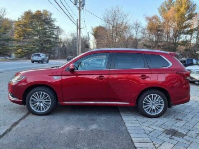 Червоний Міцубісі Аутлендер, об'ємом двигуна 2.4 л та пробігом 45 тис. км за 18500 $, фото 7 на Automoto.ua