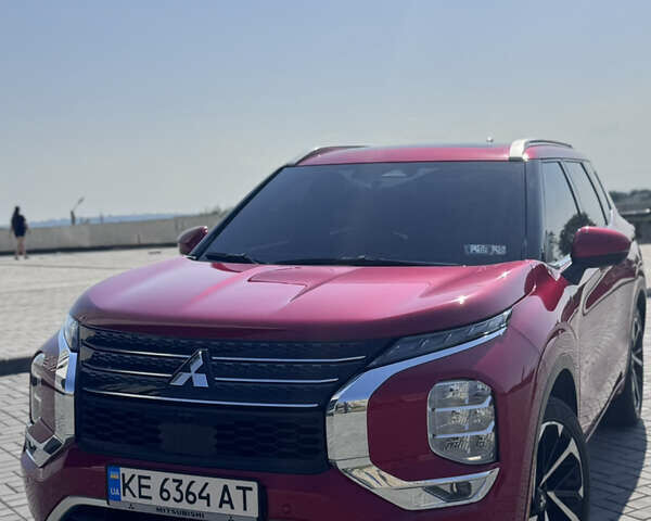 Червоний Міцубісі Аутлендер, об'ємом двигуна 2.49 л та пробігом 53 тис. км за 31300 $, фото 12 на Automoto.ua