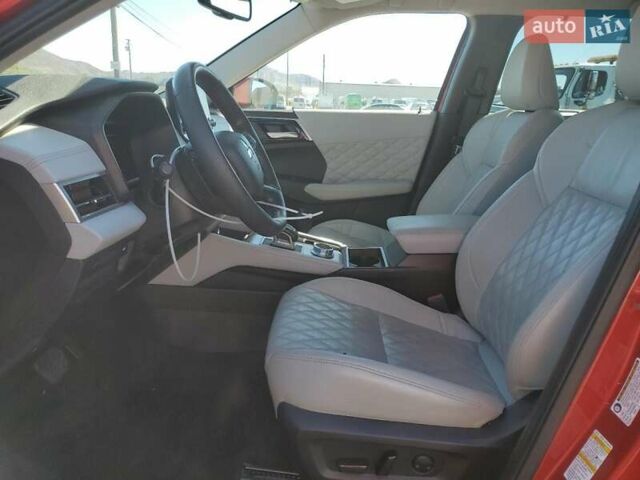 Червоний Міцубісі Аутлендер, об'ємом двигуна 2.49 л та пробігом 38 тис. км за 7100 $, фото 6 на Automoto.ua