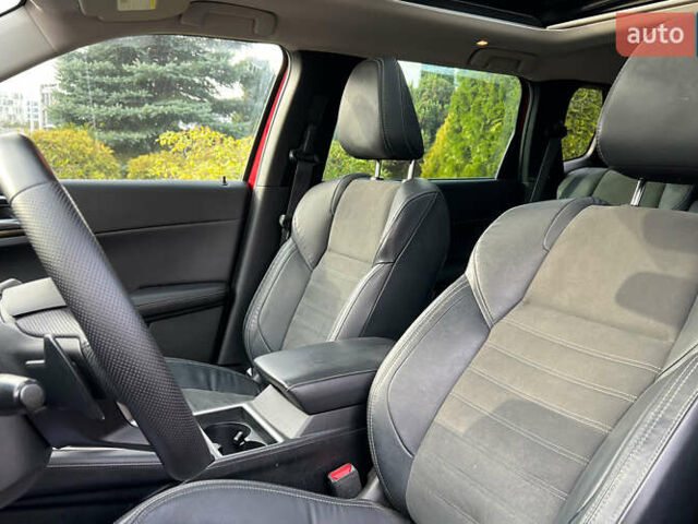 Красный Мицубиси Аутлендер, объемом двигателя 2.49 л и пробегом 121 тыс. км за 27300 $, фото 8 на Automoto.ua