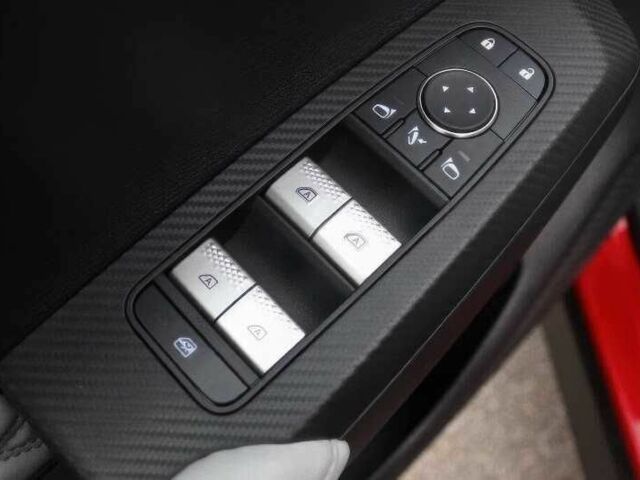 Мицубиси Аутлендер 2024 в Ивано-Франковске на Automoto.ua Красный Мицубиси Аутлендер, объемом двигателя 2.4 л и пробегом 15 тыс. км за 13500 $, фото 14 на Automoto.ua