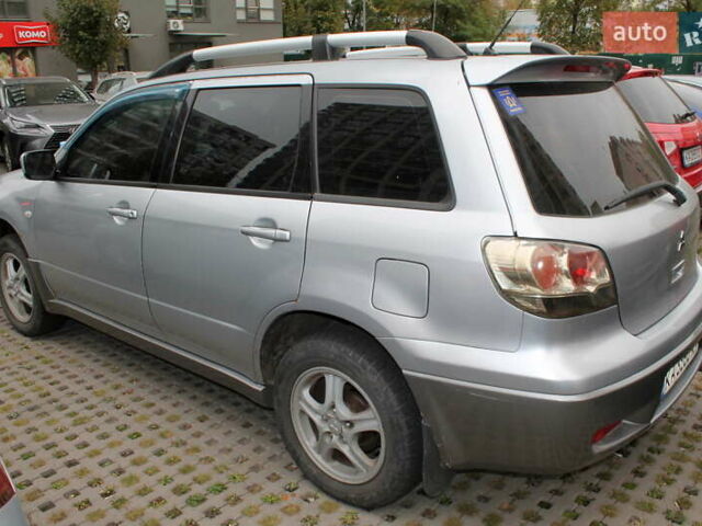 Міцубісі Аутлендер, об'ємом двигуна 2.4 л та пробігом 254 тис. км за 5590 $, фото 7 на Automoto.ua