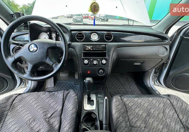 Міцубісі Аутлендер, об'ємом двигуна 2.4 л та пробігом 240 тис. км за 5500 $, фото 11 на Automoto.ua