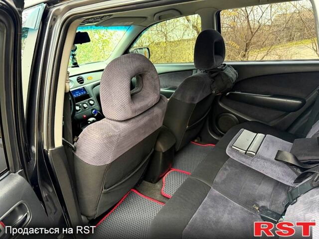 Мицубиси Аутлендер, объемом двигателя 2.4 л и пробегом 407 тыс. км за 5700 $, фото 10 на Automoto.ua