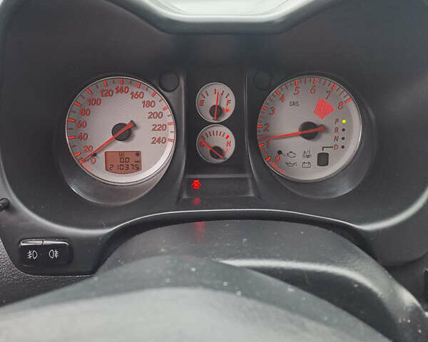 Мицубиси Аутлендер, объемом двигателя 2.4 л и пробегом 210 тыс. км за 6200 $, фото 9 на Automoto.ua